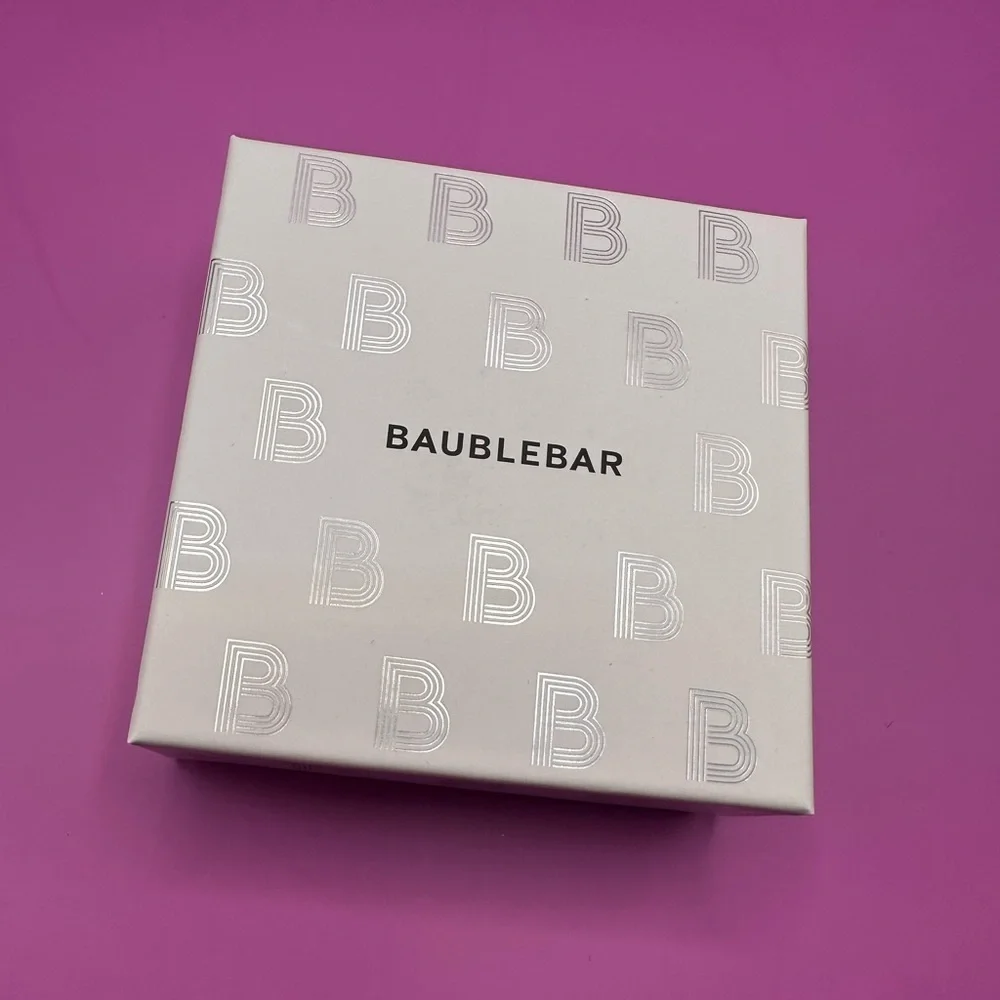 BaubleBar Feeling Lucky St. Patrick’s Day hoop earrings  NIB